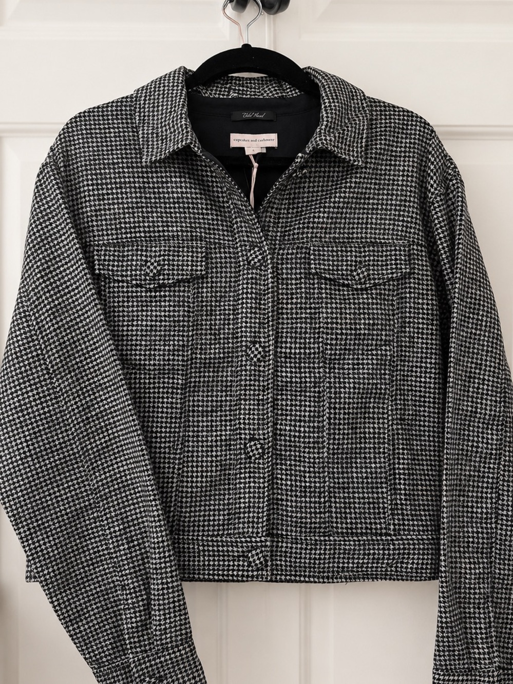 cupcakes & cashmere Black and White Houndstooth Button-Front Jacket